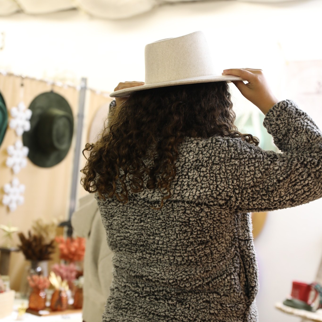 2024 Holiday Gift Guide: Charming Gifts for Her